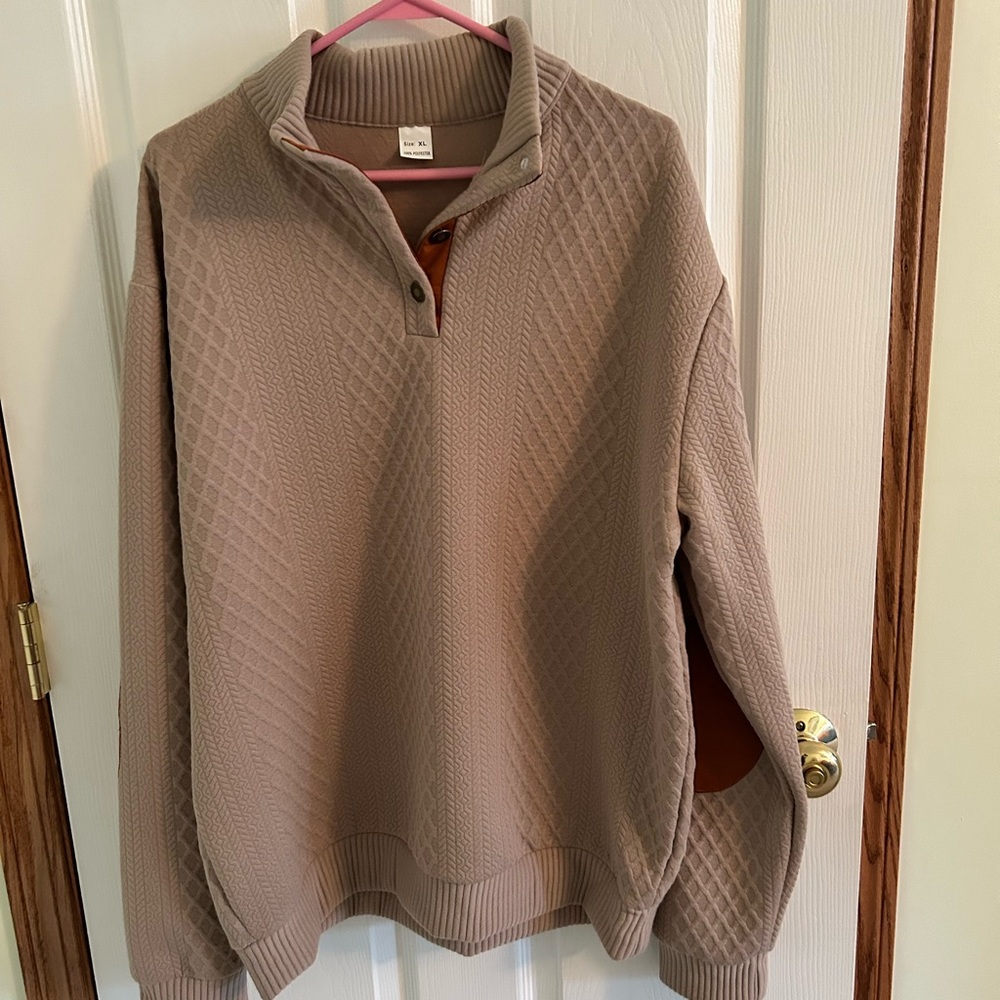 Men's Tan Sweater
